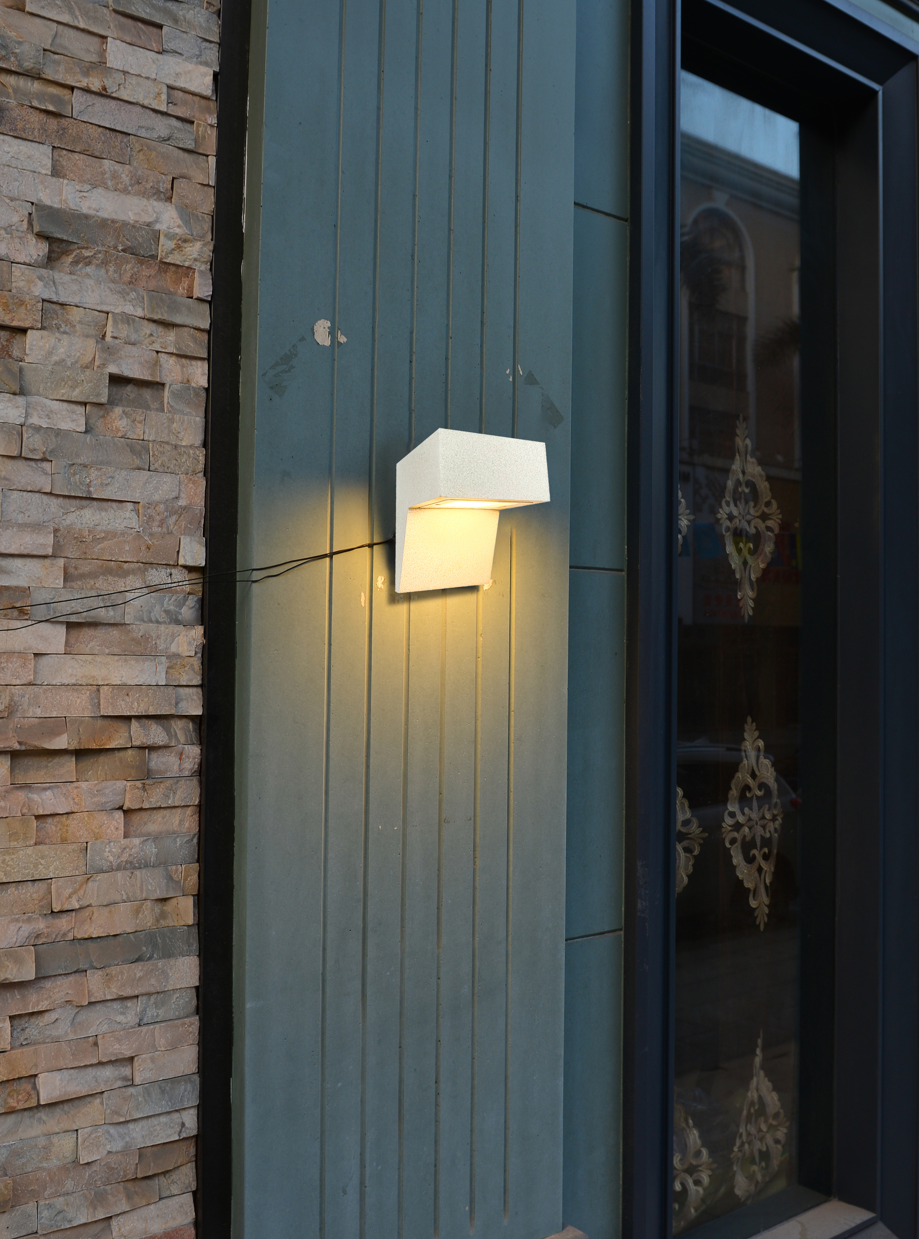 Hover image for Tumo