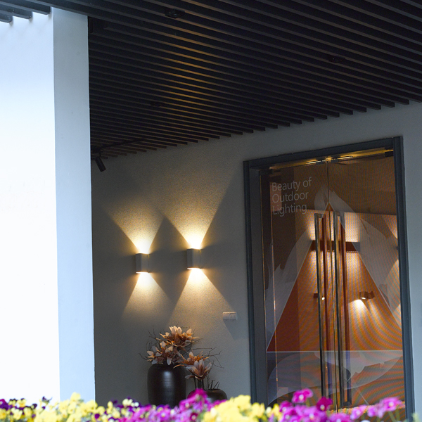 Hover image for Agua